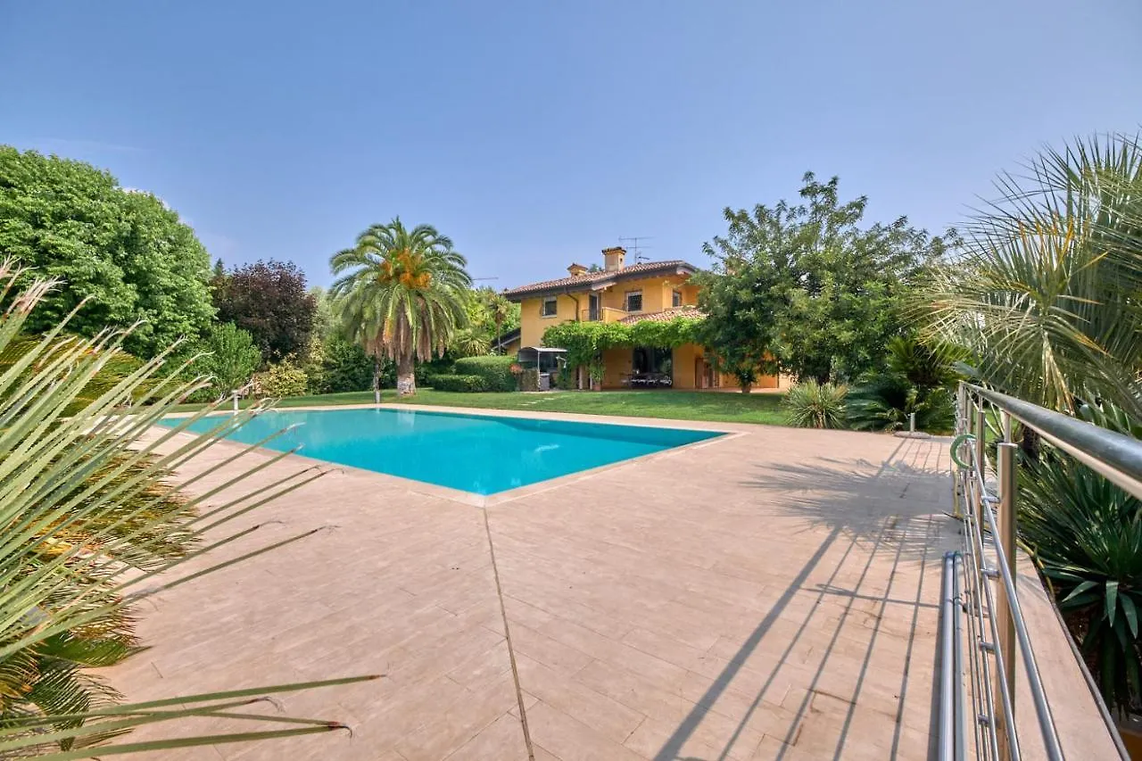 Villa Diletta - Piscina Privata - Relax Vicino Al Lago Padenghe sul Garda