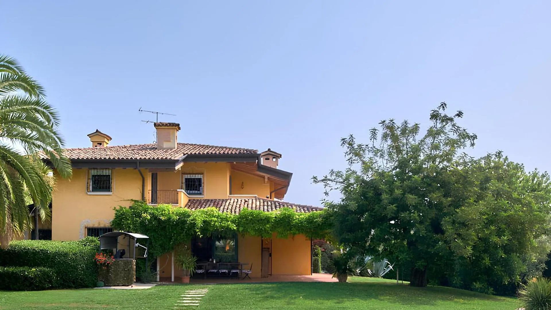 Villa Diletta - Piscina Privata - Relax Vicino Al Lago Padenghe sul Garda